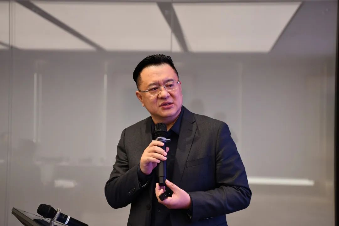 ec6c6fd2-2a06-4f34-9525-91cddf7c5576.jpg