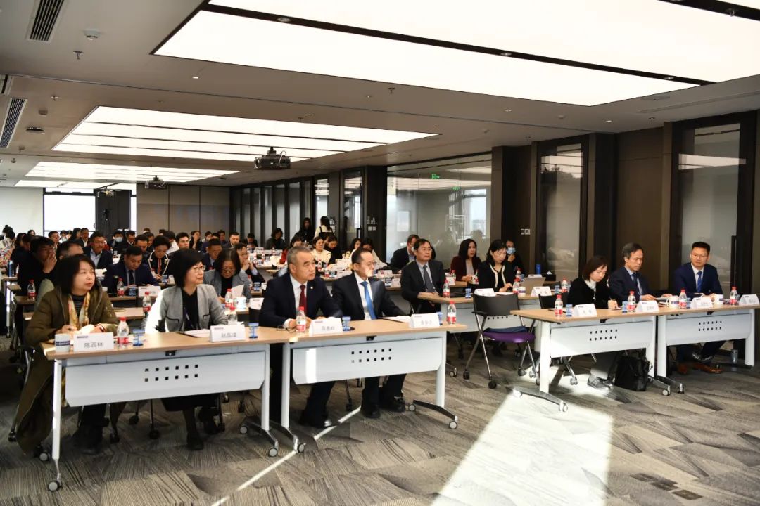 a6027acc-38ad-4a18-8830-cc6e537c2897.jpg